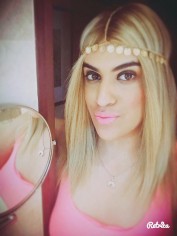 Top and bottom cock-19cm Arabik shemale Monika in Dubai now