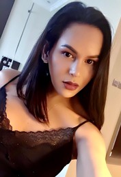 Anastasia So Foxy and Naughty