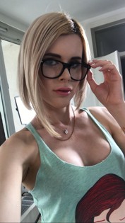 =MY SERVICES=
* Casual chatting (English)
* BJ
* BBJ (blowjob no condom)
* Massage... Russian TS Julia in Dubai