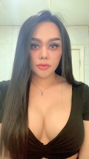 Beautiful TS Alice